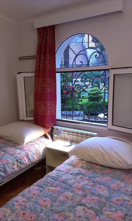 Apartment City Garden โกตอร์ ห้อง รูปภาพ